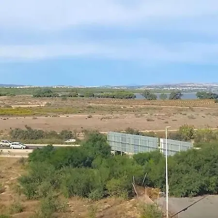 Espacioso Estudio Cerca De La Playa La Mata (Torrevieja)